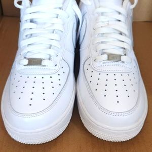 Nike Shoe Air Force 1 low 07